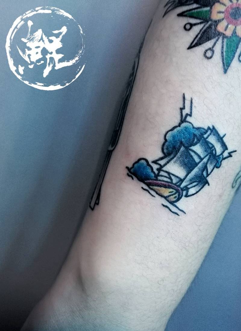 小臂纹身图片_手臂传统静物原创成品手稿纹身图案