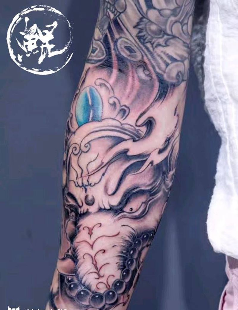 小臂衔接纹身图片_手臂传统动物人物鬼神宗教原创成品纹身图案