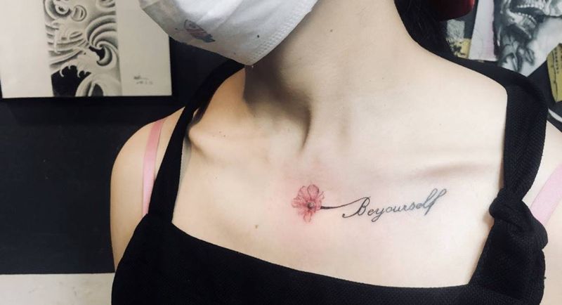 小清新花卉字母纹身图片_原创字符植物清新背部胸部肩部成品纹身图案