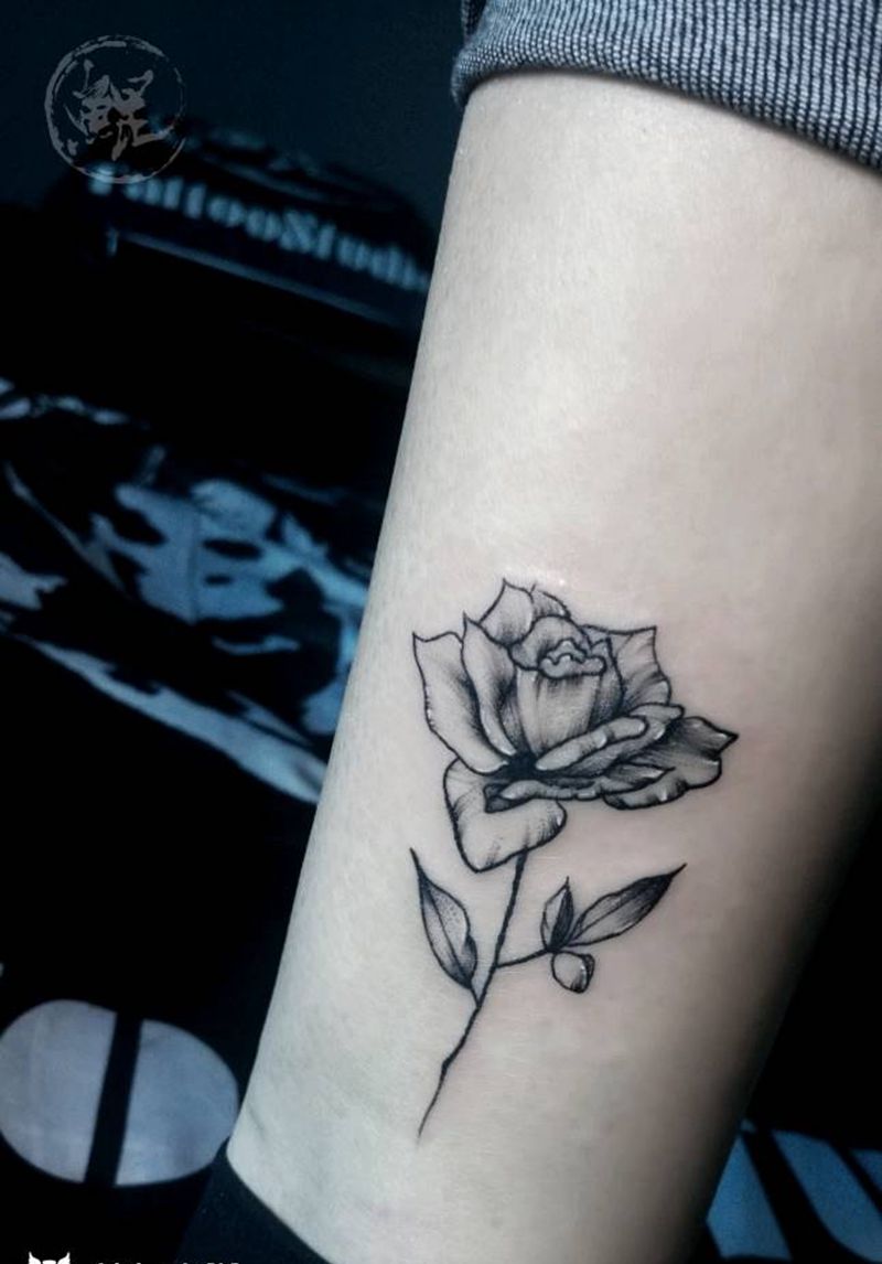 小腿纹身图片_腿部脚部清新几何字符植物静物图腾原创成品纹身图案