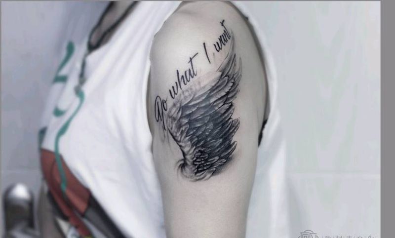 大臂(遮盖失败纹身)纹身图片_手臂欧美写实纹身图案