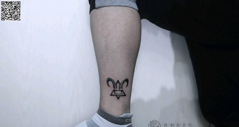 脚踝纹身图片_脚部写实几何字符动物图腾原创成品纹身图案