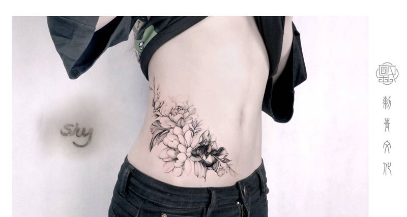 素花/失败纹身疤痕遮盖纹身图片_腹部腰部纹身图案