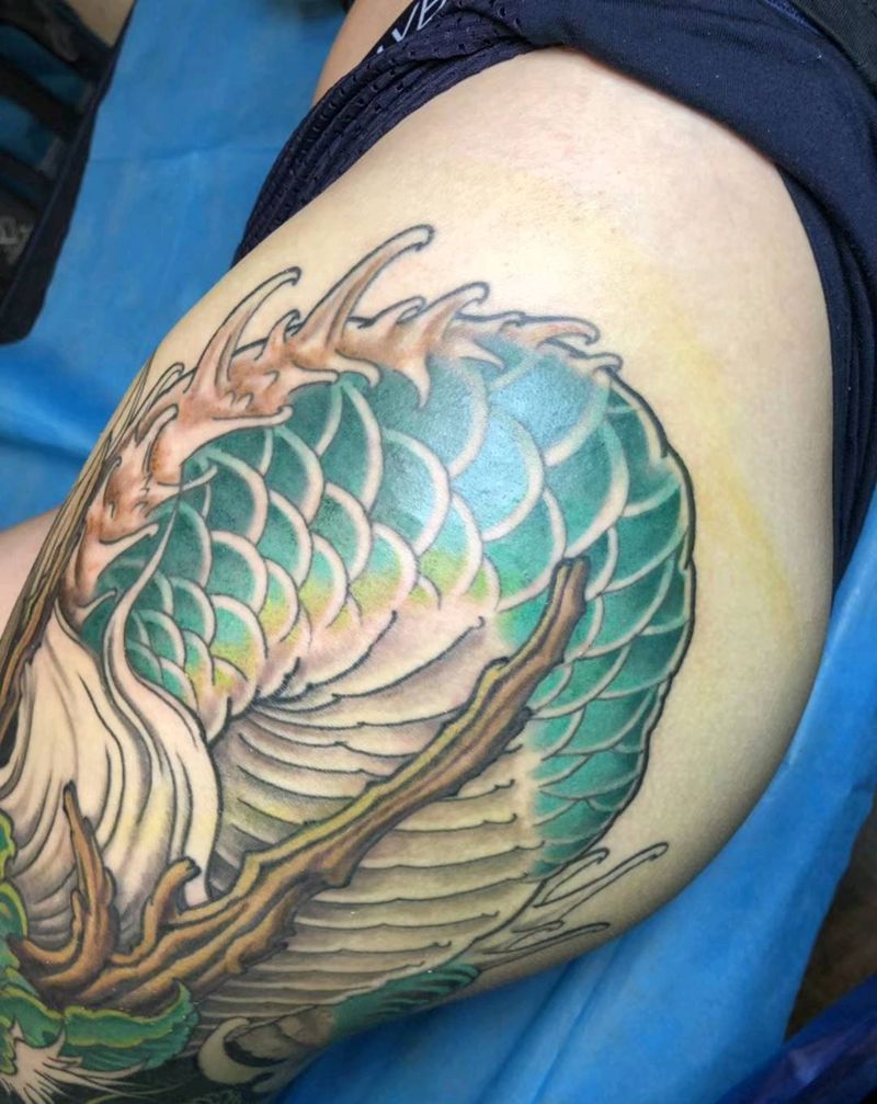 花腿龙上彩纹身图片_腿部纹身图案