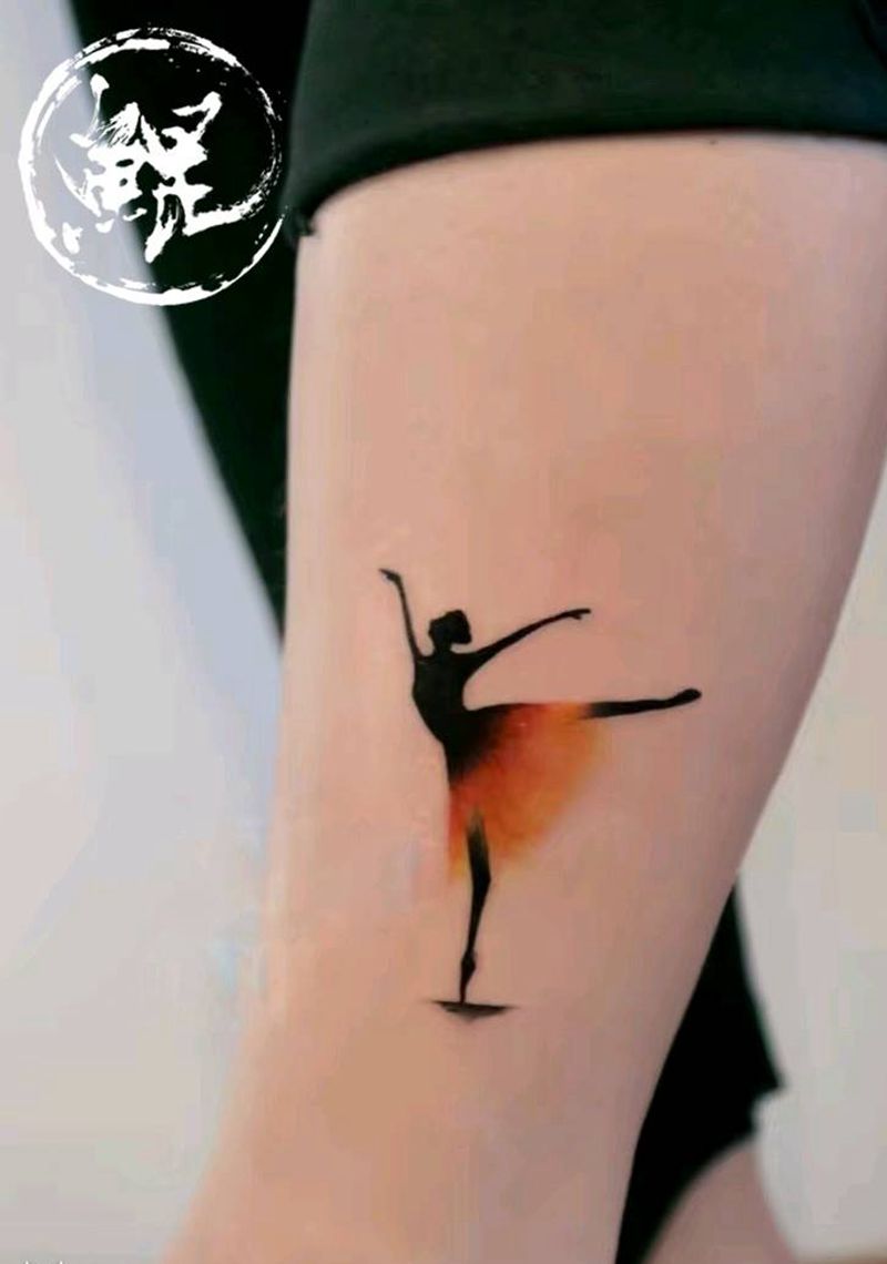 小腿纹身图片_腿部清新人物原创成品纹身图案