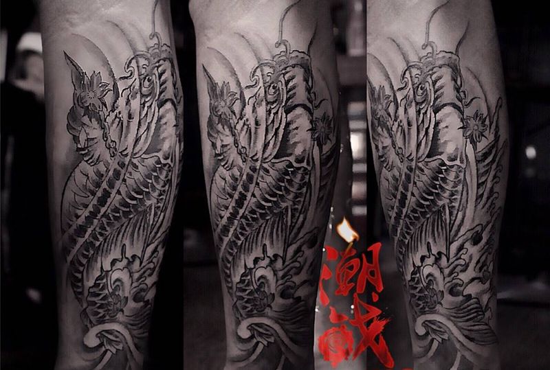 富贵鲤鱼纹身图片_成品腿部传统动物鲤鱼纹身图案