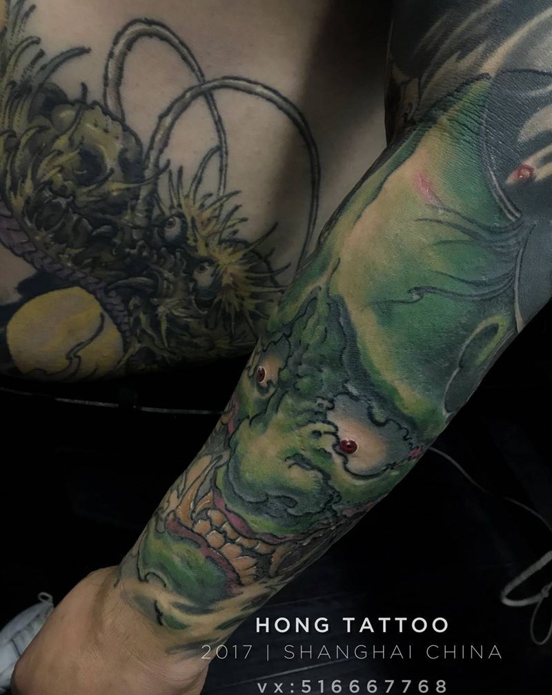 龙臂纹身图片