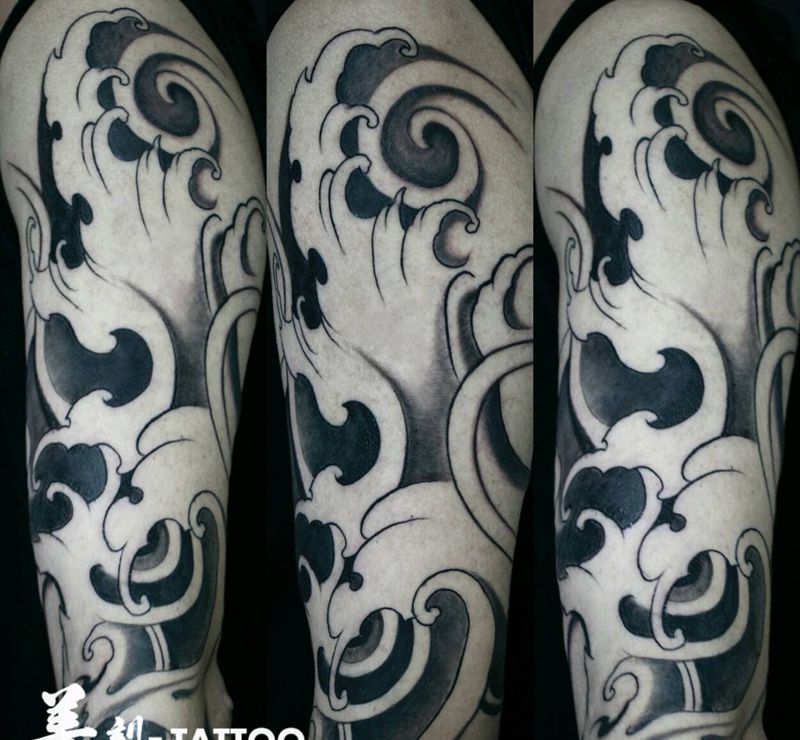 小伙比较浪！！