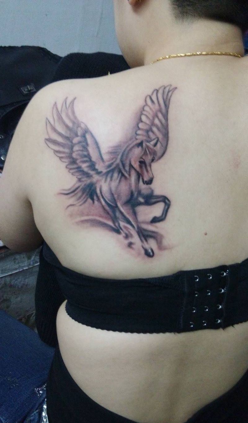 欧美天马行空纹身图片