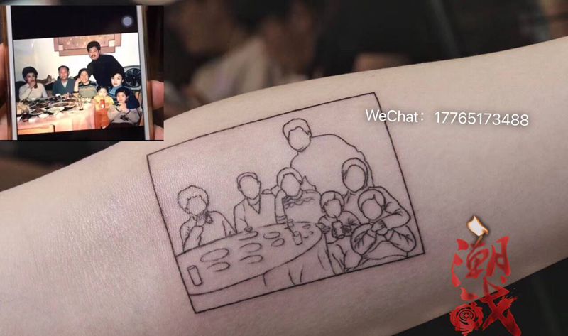 全家福纹身图片_手臂欧美写实全家福纹身图案