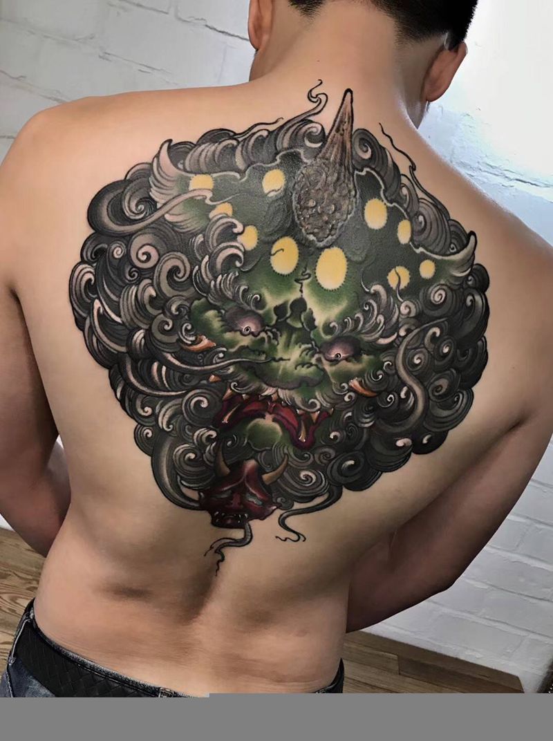 传统纹身中的经典 --唐狮子纹身图片_背部臀部新传统纹身图案