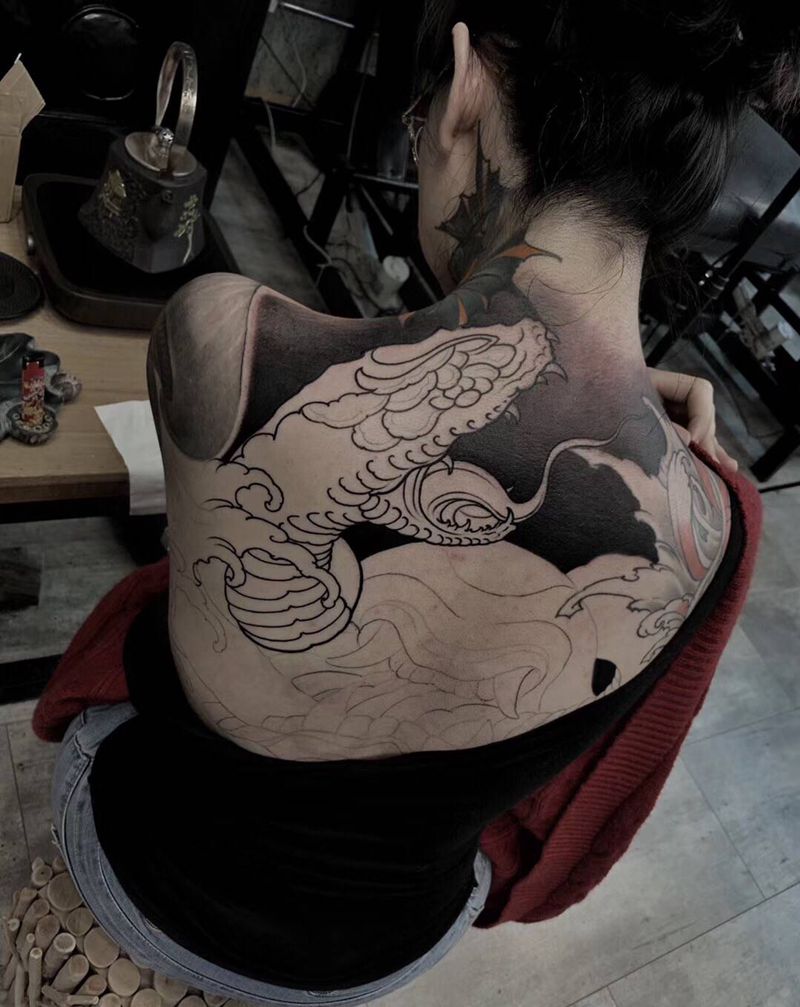 满背般若纹身图片_背部纹身图案