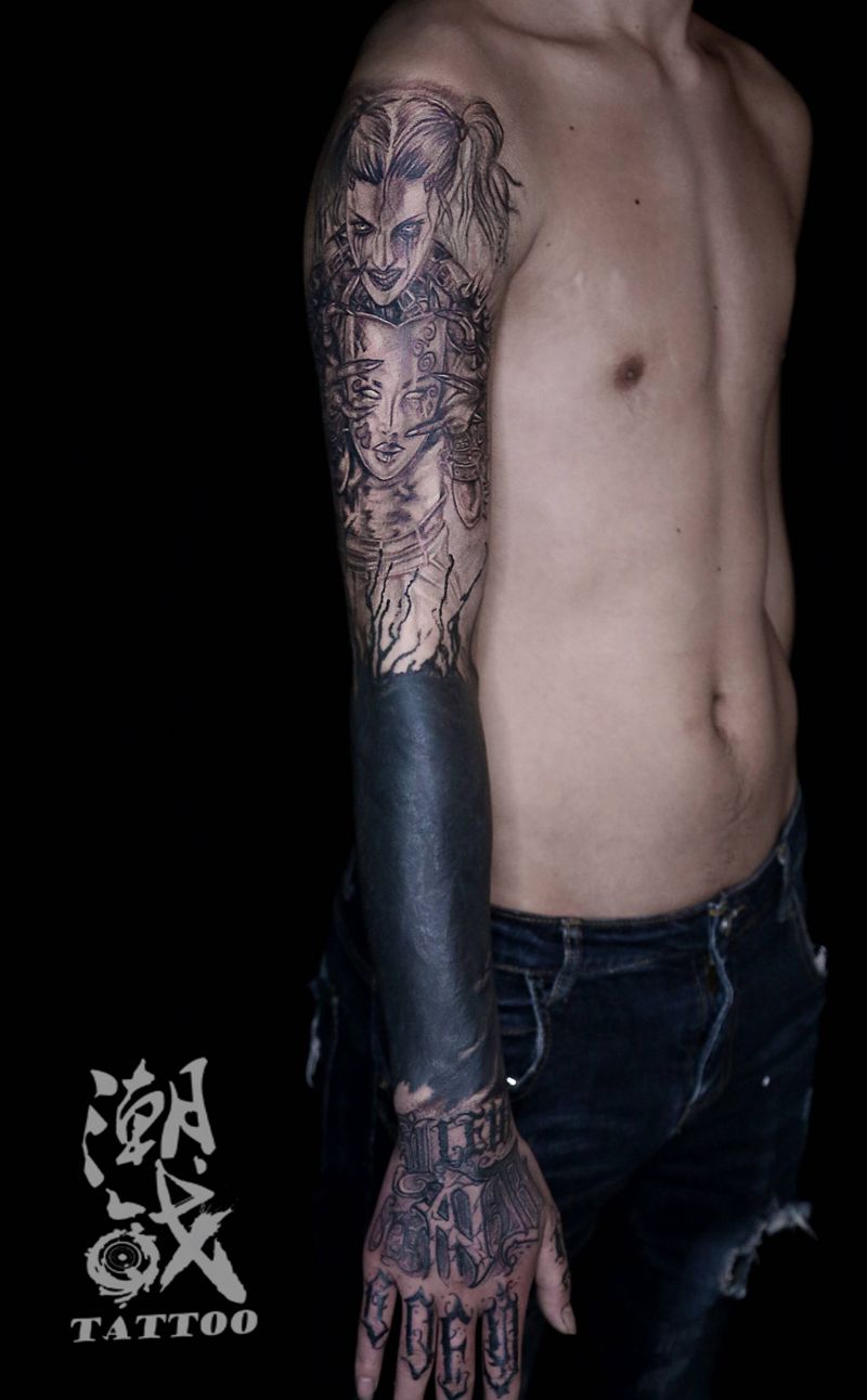 暗黑花臂纹身图片_手臂欧美写实墨臂小丑女纹身图案