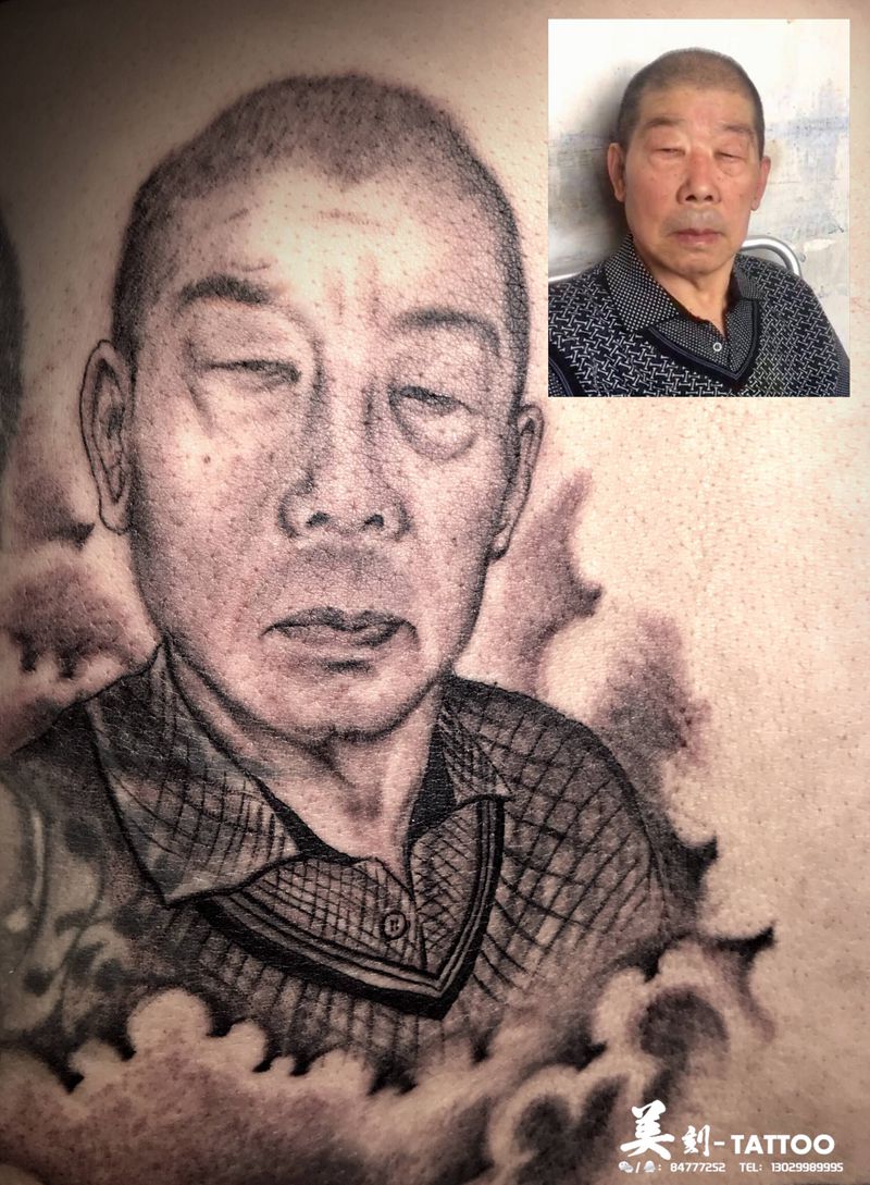 今日肖像作品！纹身图片_肩部背部欧美写实纹身图案