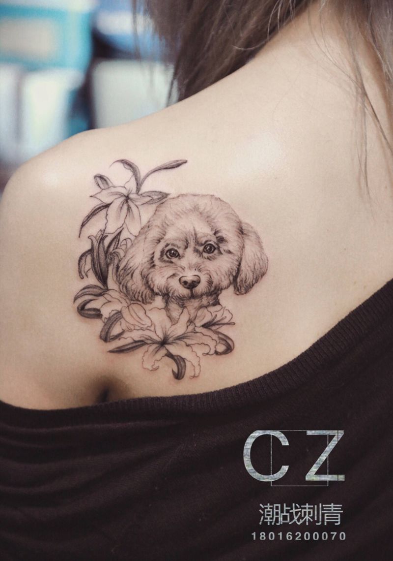 宠物纹身纹身图片_背部欧美写实宠物纹身图案