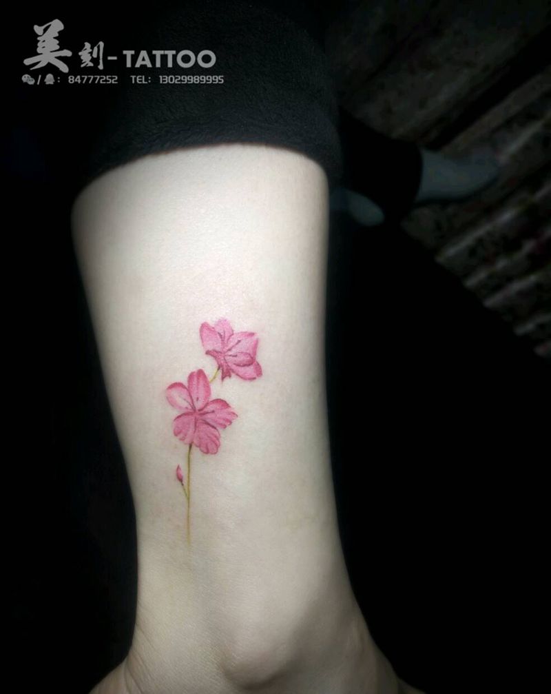 嘎嘎小清新！纹身图片_腿部欧美清新贴纸植物成品纹身图案