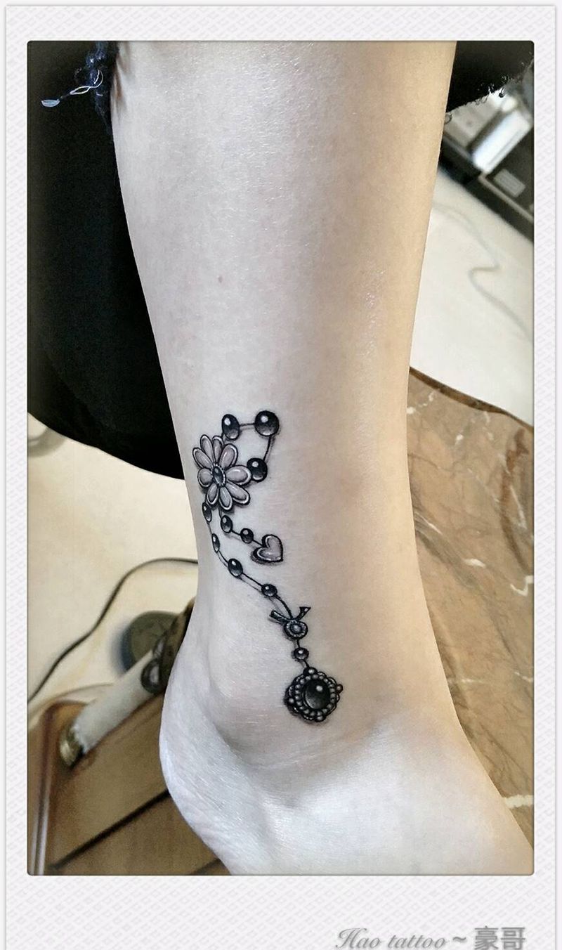 脚链纹身图片_脚部清新几何情侣原创福州福建自由人纹纹身图案