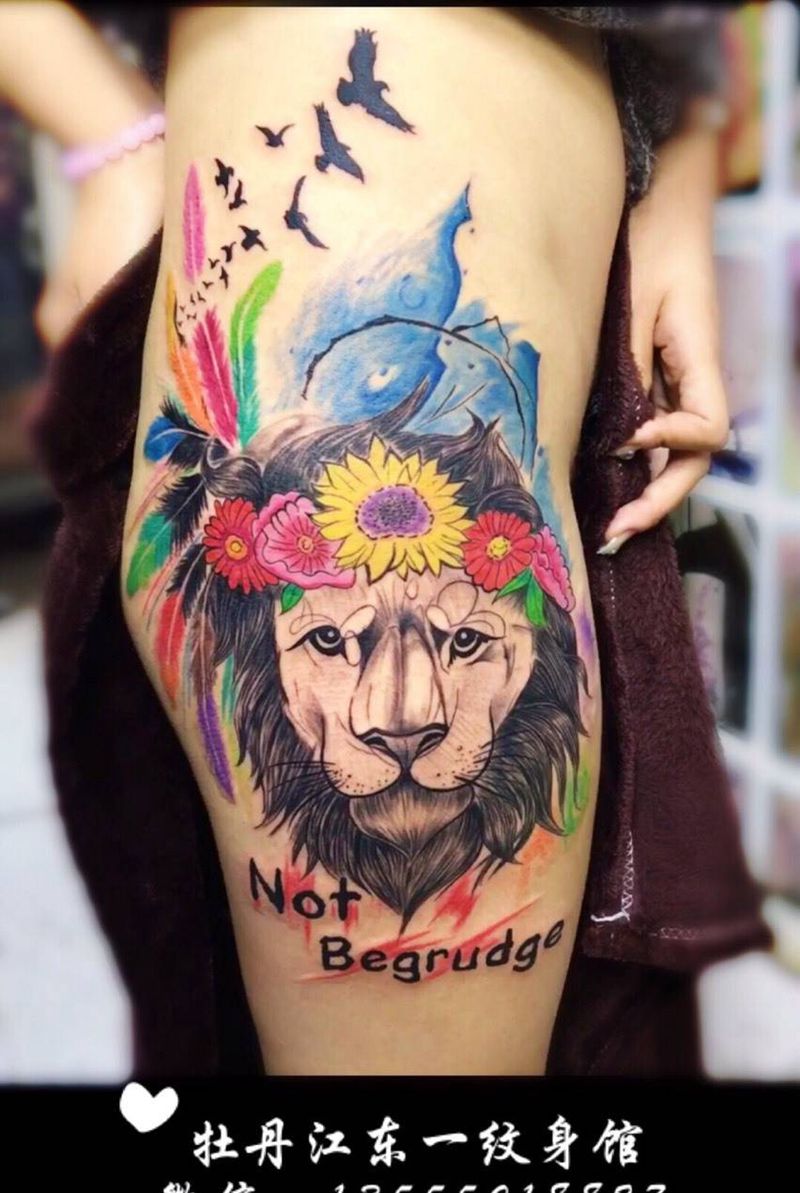 女生大腿、狮子水彩纹身图片