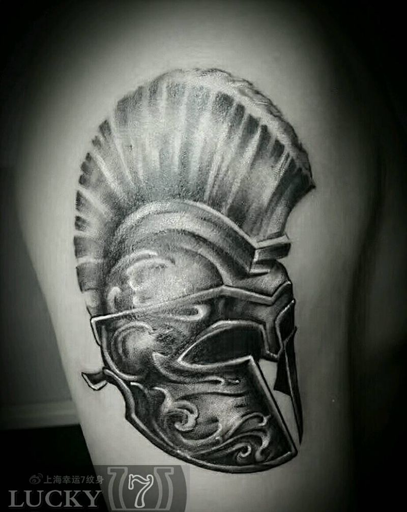盔甲|幸运7纹身纹身图片_手臂欧美写实黑灰成品纹身图案