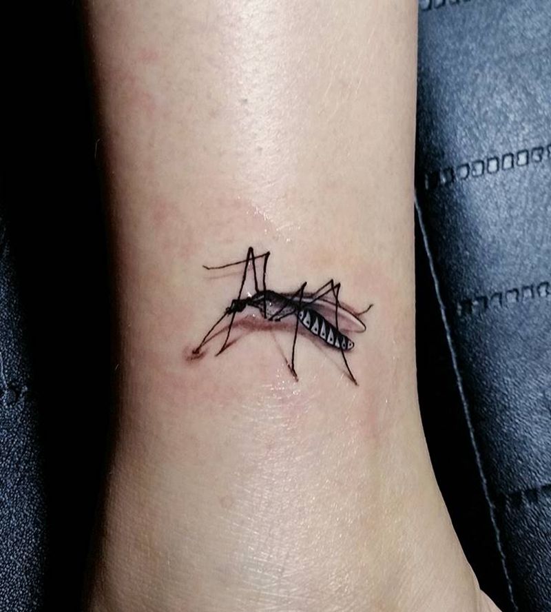 蚊子纹身图片