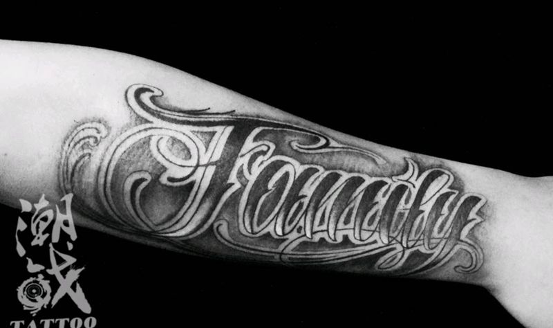 家，心头最浓的归属纹身图片_花体字纹身图案