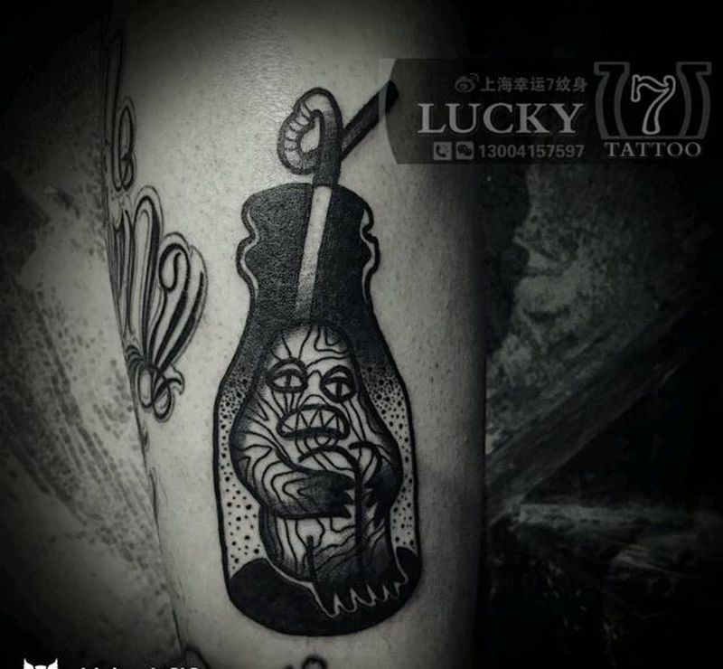 点刺|幸运7纹身纹身图片_腿部欧美图腾点刺成品纹身图案