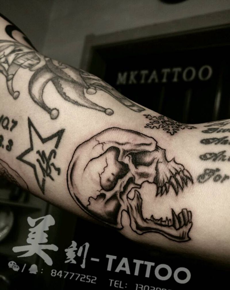 骷髅纹身图片_手臂欧美几何鬼神成品纹身图案