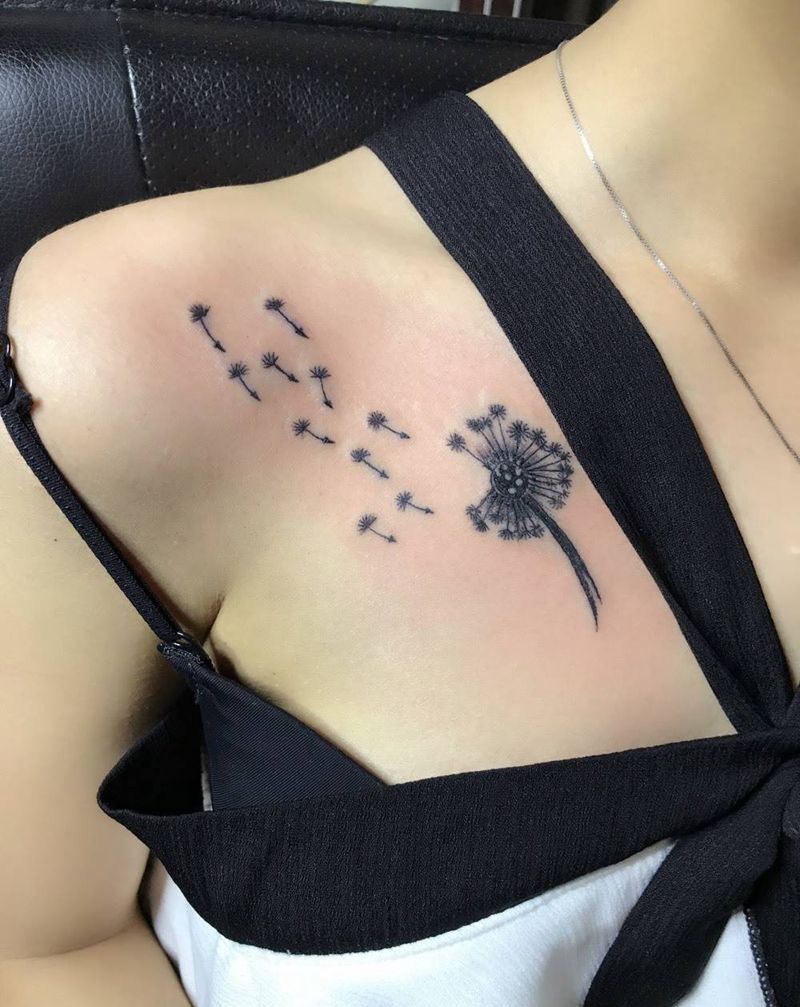 锁骨处蒲公英纹身图片