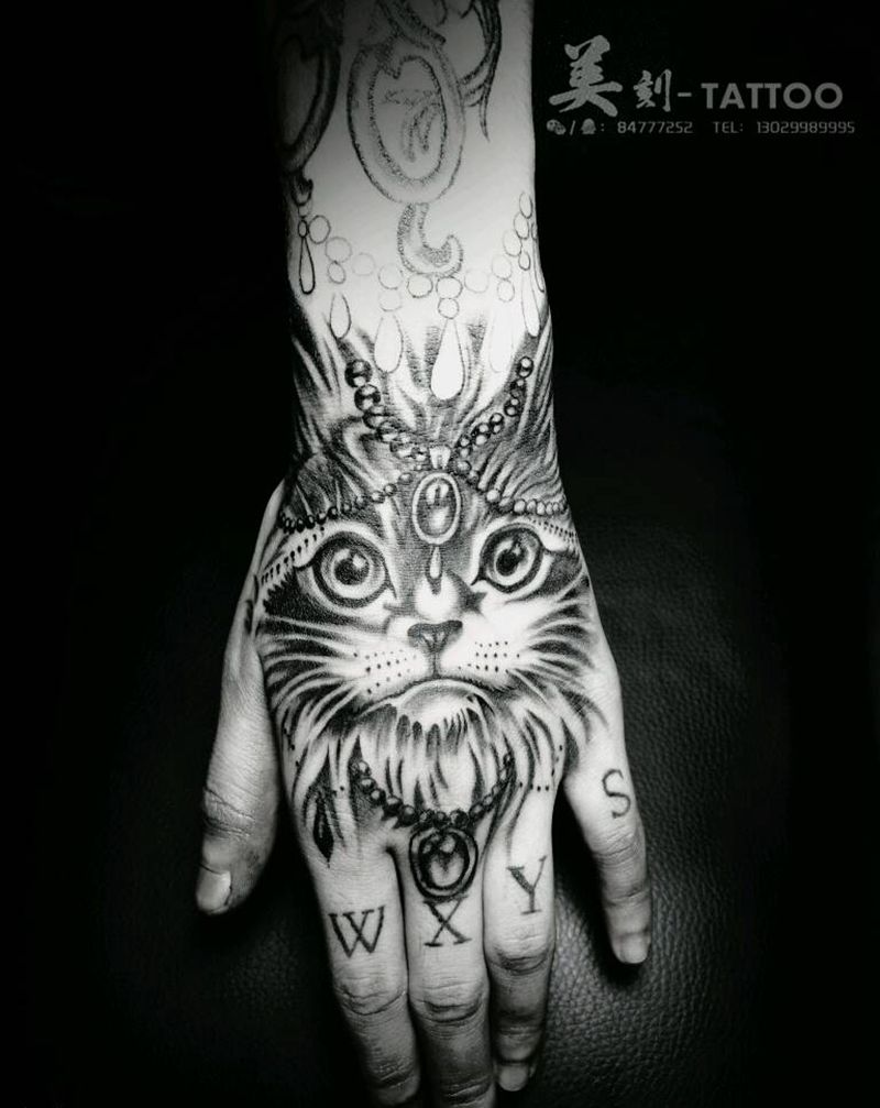 喵星人！未完成纹身图片_手部欧美写实动物成品插画纹身图案