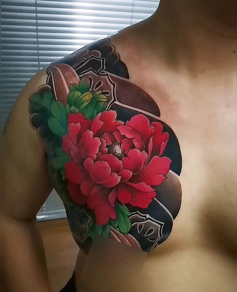 重彩牡丹半甲纹身图片_胸部新传统重彩纹身图案
