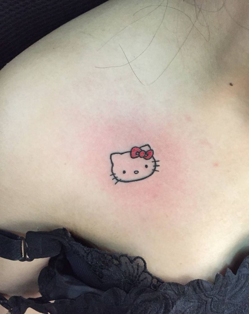 锁骨kitty猫纹身图片