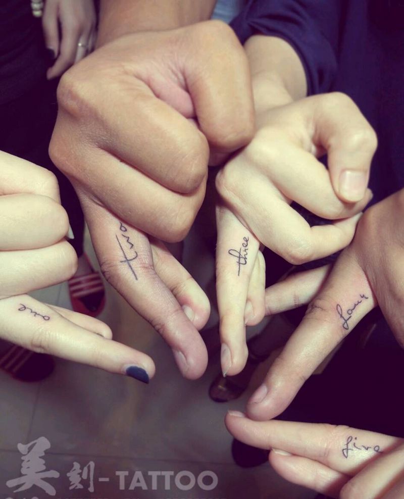 12345纹身图片_手部清新字符成品纹身图案