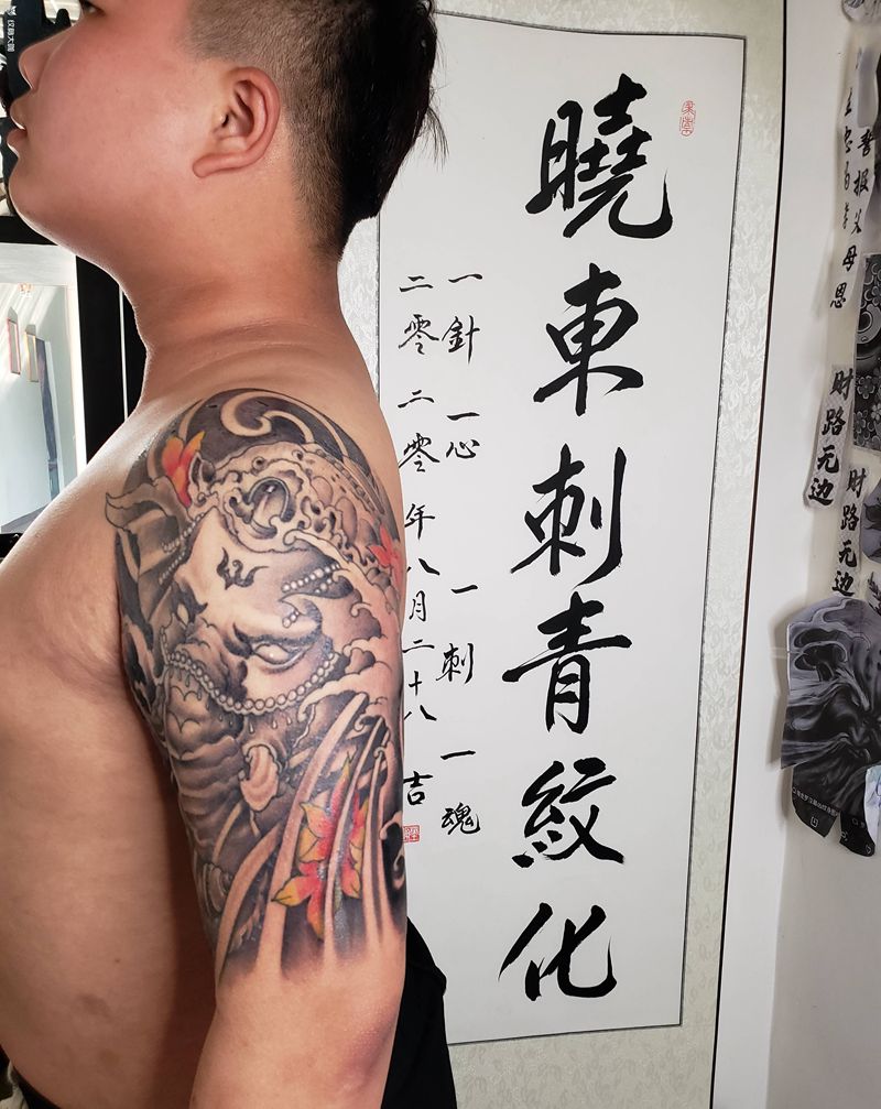 象神纹身图片_手臂新传统纹身图案