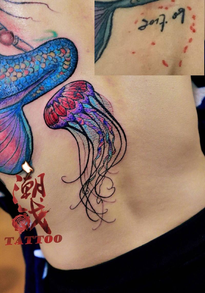 水母纹身图片_背部New School水母遮盖纹身图案
