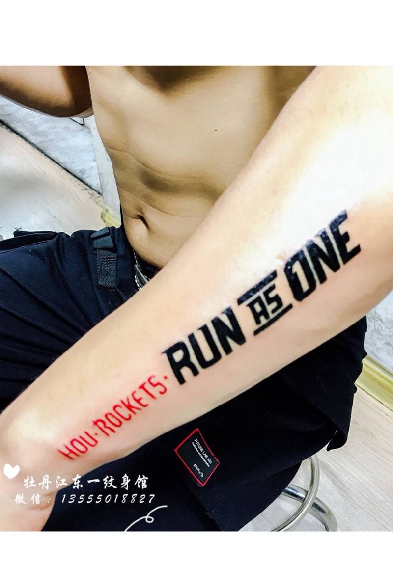 休斯顿火箭球迷纹身图片