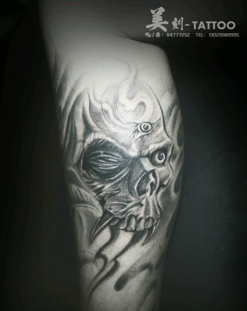 欧美花腿纹身图片