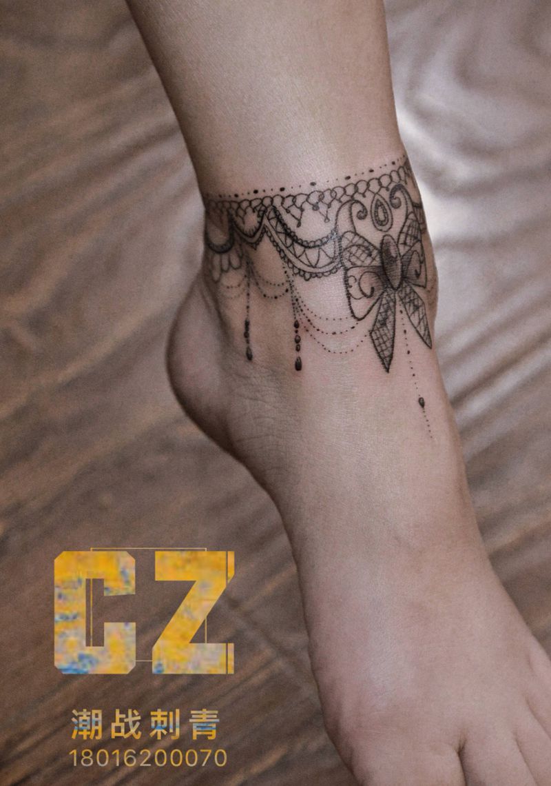 蕾丝脚链纹身图片_脚部点刺图腾蕾丝纹身图案