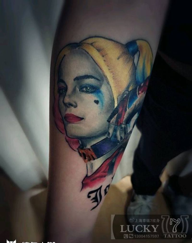欧美写实|小丑女|幸运7纹身纹身图片_手臂欧美肖像写实人物彩色成品纹身图案