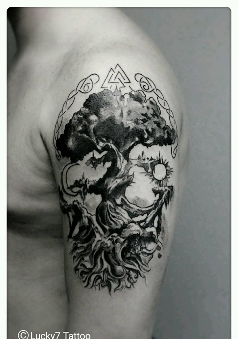 树|幸运7纹身纹身图片_手臂植物原创黑灰成品纹身图案