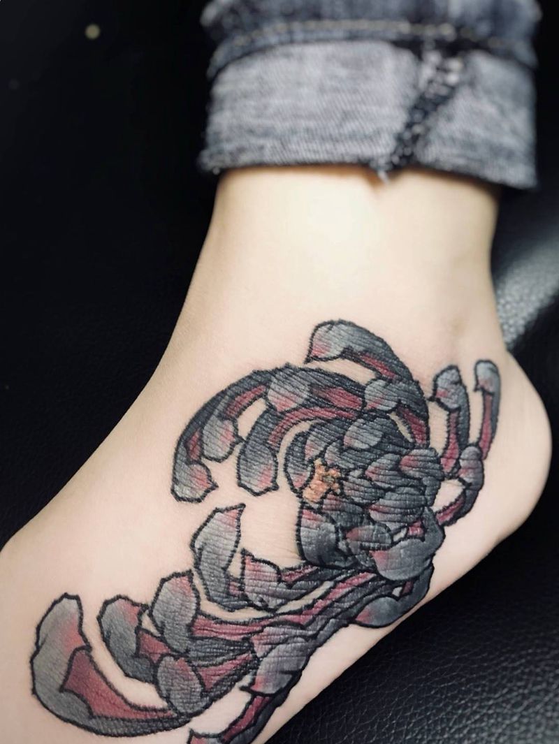 菊花（疤痕遮盖）纹身图片_原创植物传统清新脚部成品纹身图案