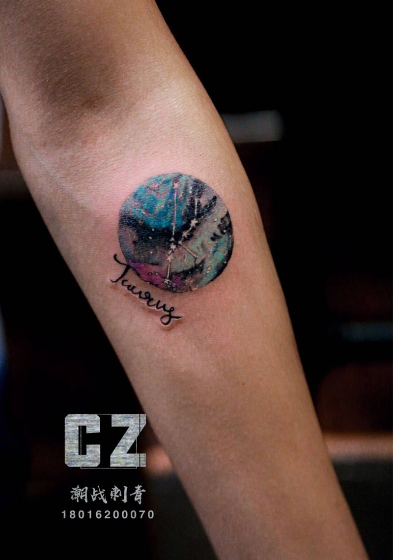 金星纹身图片_手臂小清新纹身图案