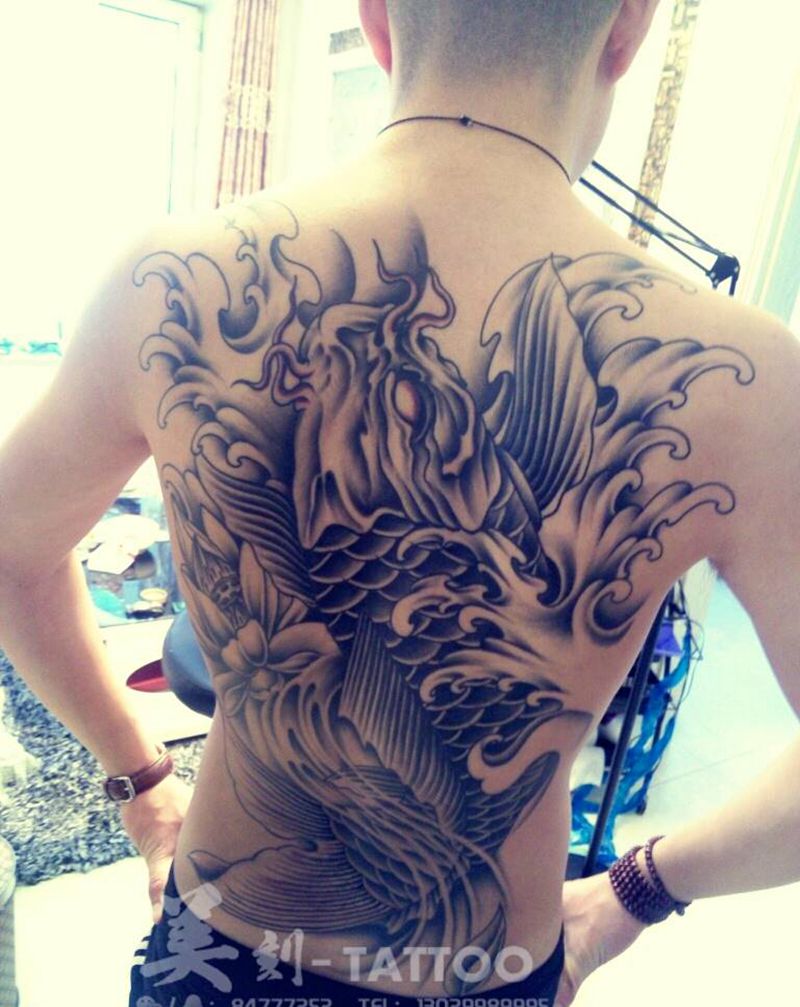 富贵鲤鱼纹身图片