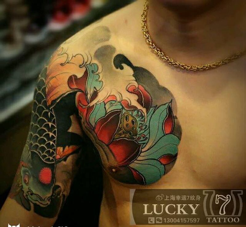 半胛|传统|鲤鱼莲花|幸运7纹纹身图片_肩部胸部传统动物植物原创彩色成品纹身图案