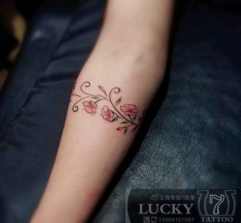 花枝臂环|幸运7纹身纹身图片_手臂清新原创成品纹身图案