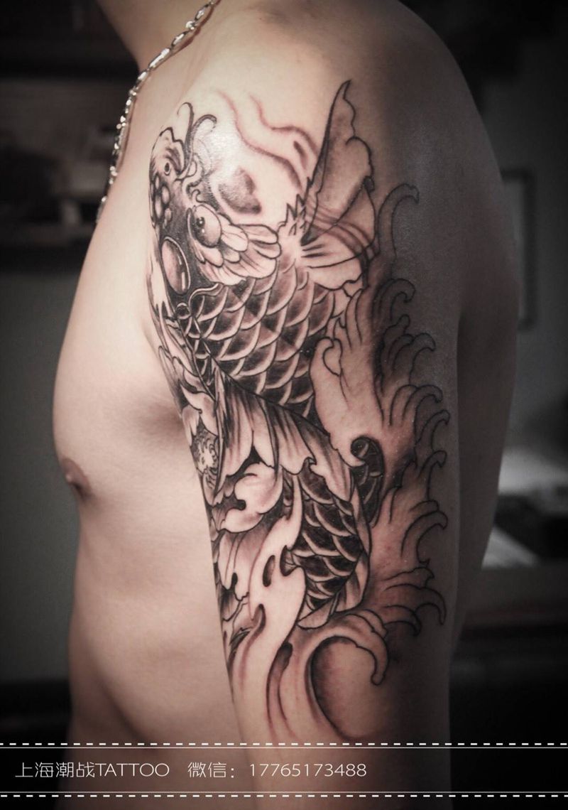 锦鲤纹身图片_成品手臂传统鲤鱼纹身图案