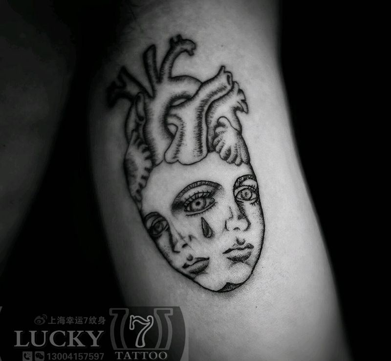 暗黑|心脏|幸运7纹身纹身图片_手臂暗黑成品纹身图案