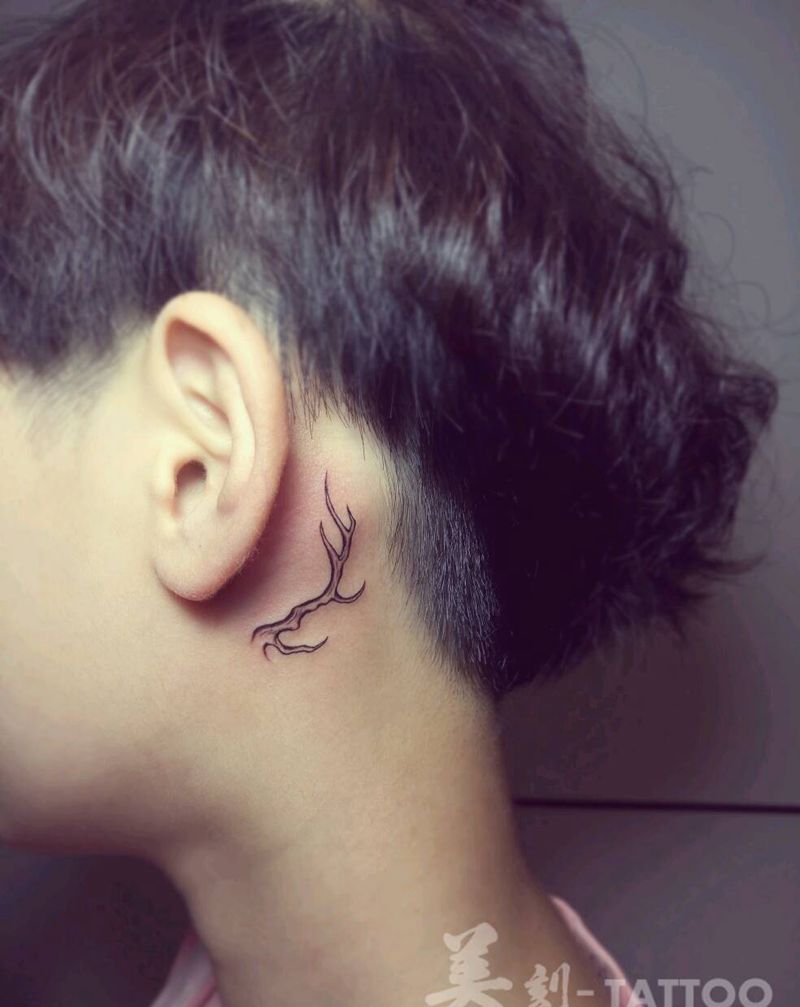 耳后鹿角纹身图片_颈部欧美贴纸几何成品纹身图案