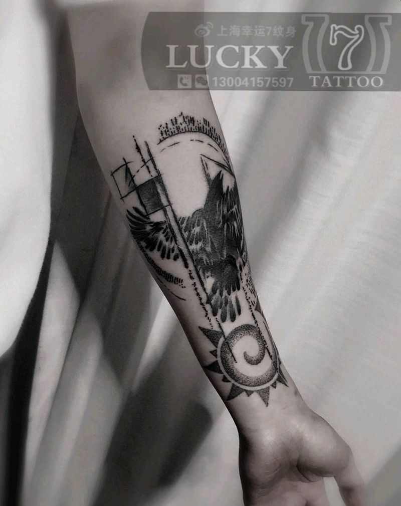 乌鸦|幸运7纹身纹身图片_手臂欧美成品纹身图案