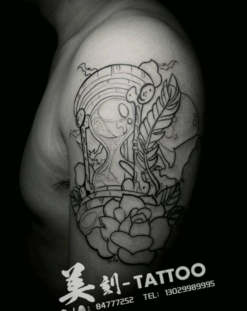 欧美沙漏割线纹身图片_手臂欧美贴纸手稿纹身图案