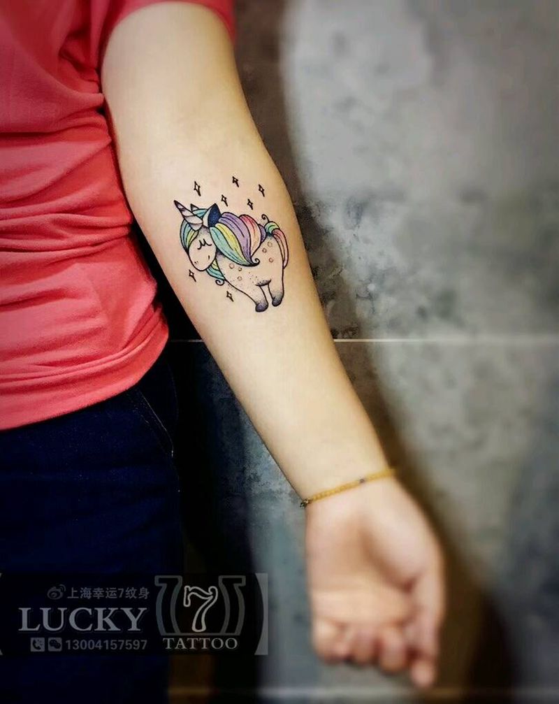 独角兽|幸运7纹身纹身图片_手臂欧美清新动物原创彩色成品纹身图案